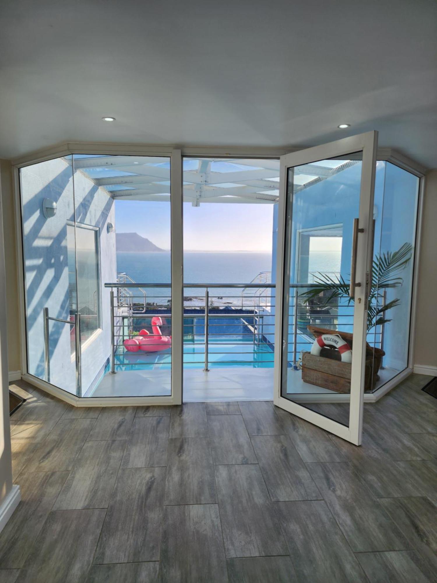 Boulders Blue Bed And Breakfast Simonʼs Town Exteriér fotografie