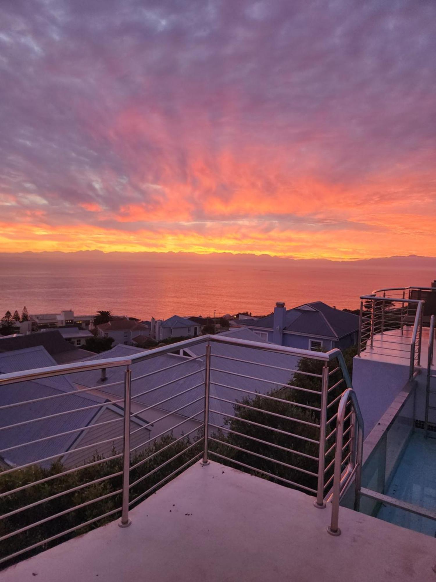 Boulders Blue Bed And Breakfast Simonʼs Town Exteriér fotografie